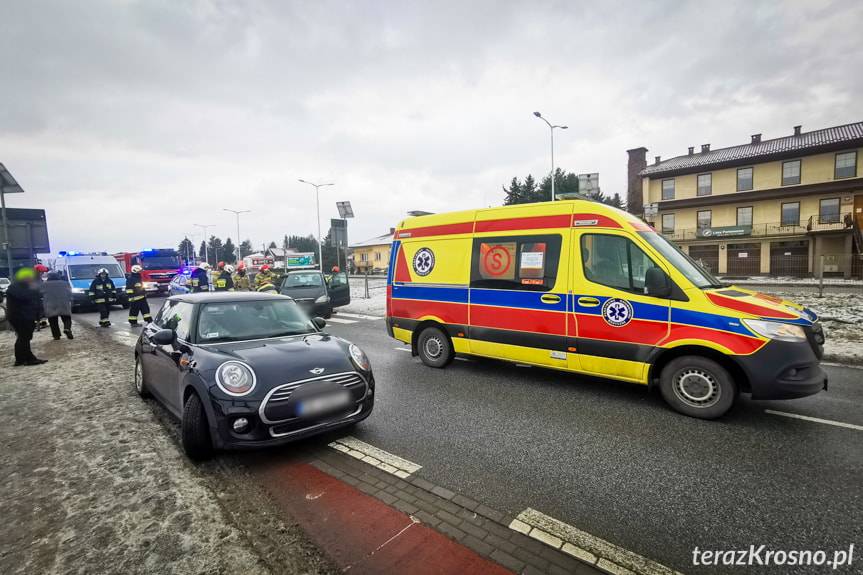 Zderzenie samochodów na Bieszczadzkiej