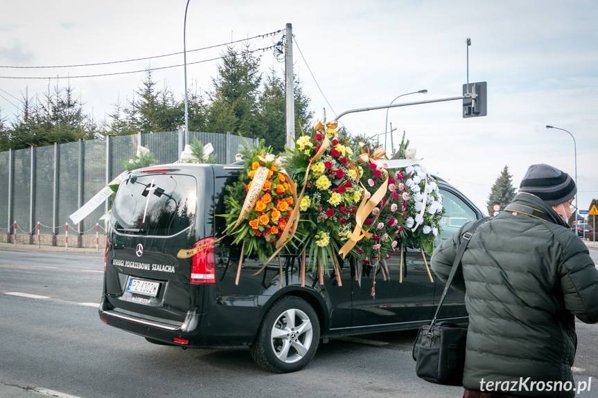 Wozem strażackim w ostatnią drogę. Pogrzeb st. bryg. w st. spocz. Władysława Pelczara