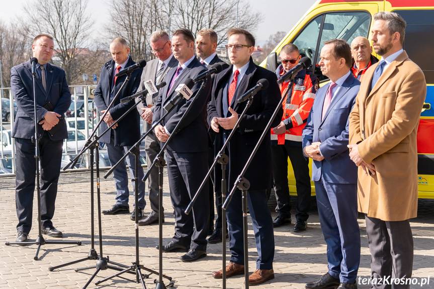 Nowa karetka w szpitalu w Krośnie