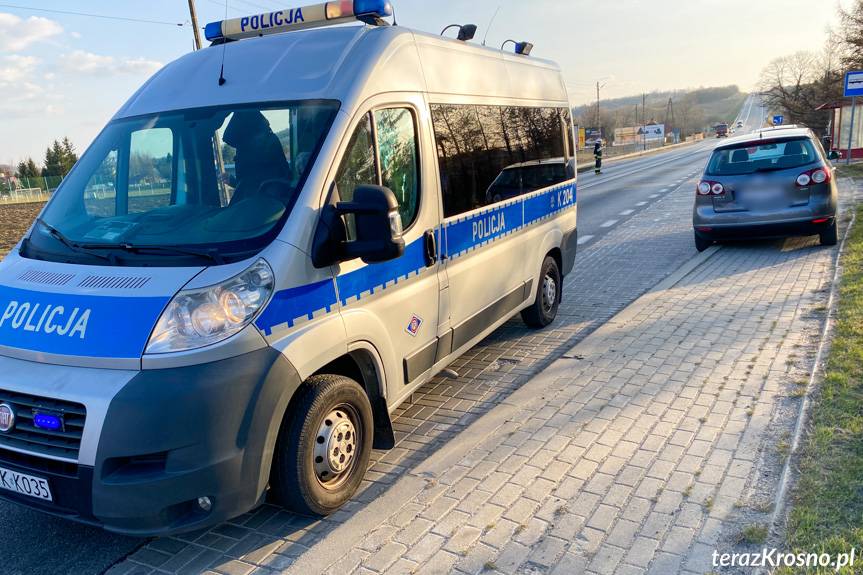 Kolizja dwóch samochodów w Rogach