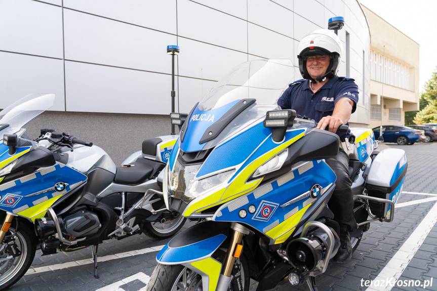 Krośnieńska drogówka odebrała nowe motocykle