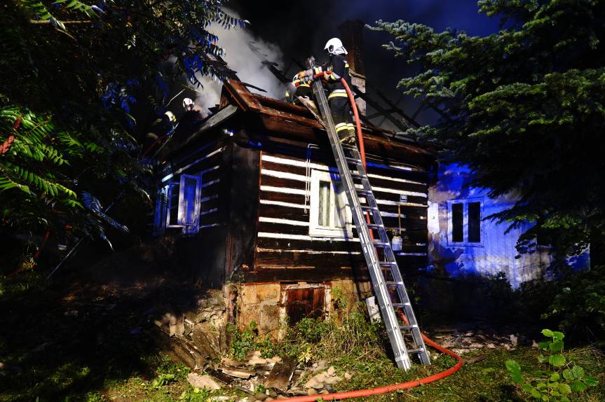 Pożar drewnianego budynku w Odrzykoniu