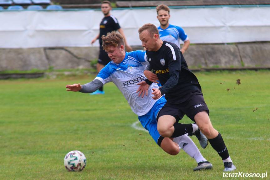 Krościenko Wyżne. Porażka wicelidera z liderem ze Skołyszyna