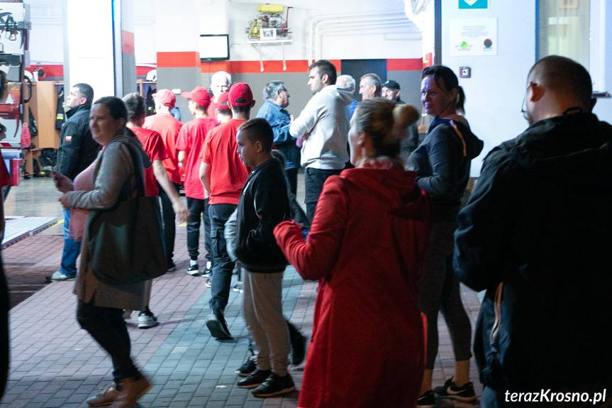 Druhowie z Iwonicza-Zdroju powitali nowy wóz strażacki