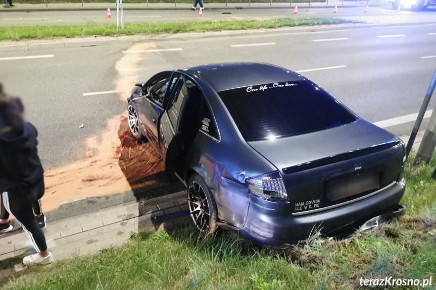 Zderzenie osobówki z ciężarówką na Podkarpackiej