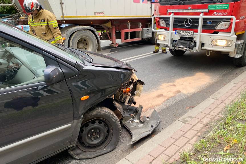 Zderzenie dwóch osobówek w Dukli