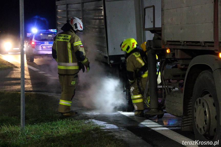 Pożar koła w przyczepie