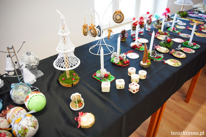 Świąteczna wystawa rękodzieła w Korczynie [ZDJĘCIA]