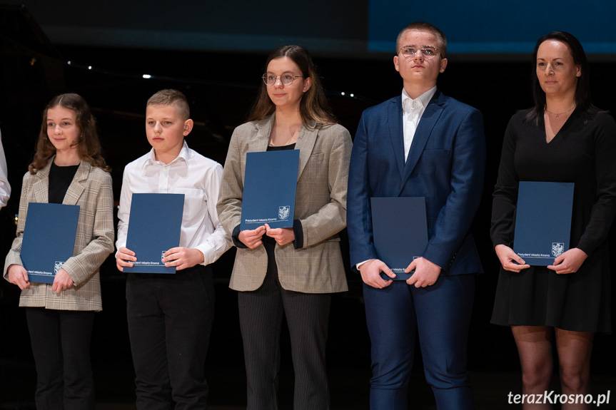 Prezydent Krosna wręczył stypendia