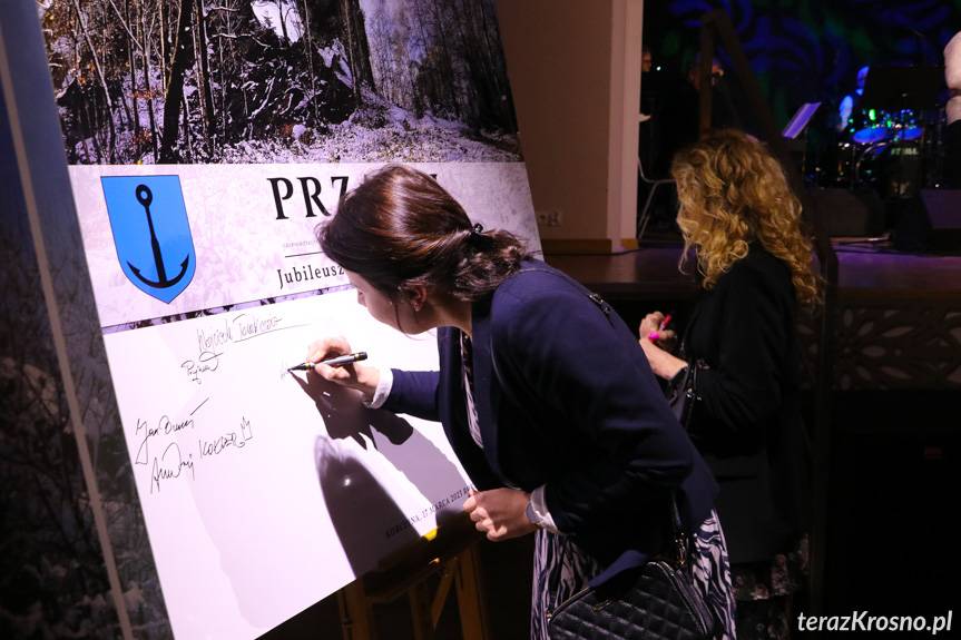 Porcelanowy jubileusz "Prządek"