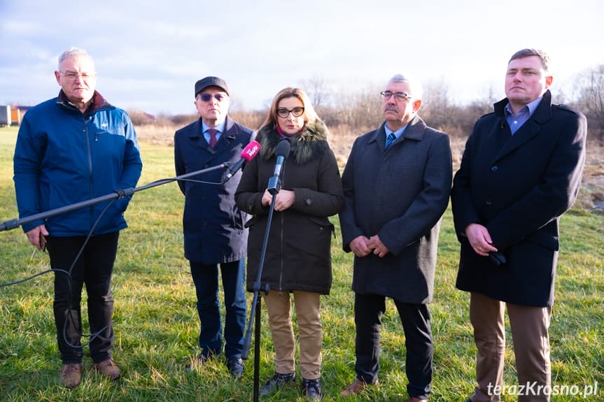 Konferencja prasowa Joanny Frydrych w Targowiskach