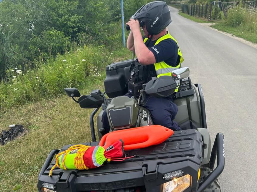 Policjanci kontrolują kąpieliska i dzikie miejsca nad wodą
