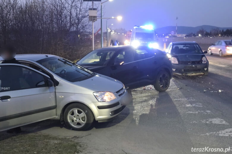 Zderzenie trzech samochodów