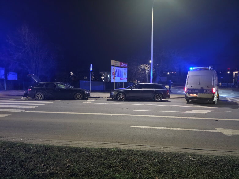 Zderzenie samochodów na Lwowskiej